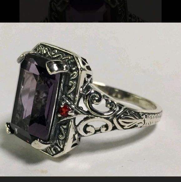 Art Deco Sterling Silver and Amethyst Ring - Picture 2 of 5